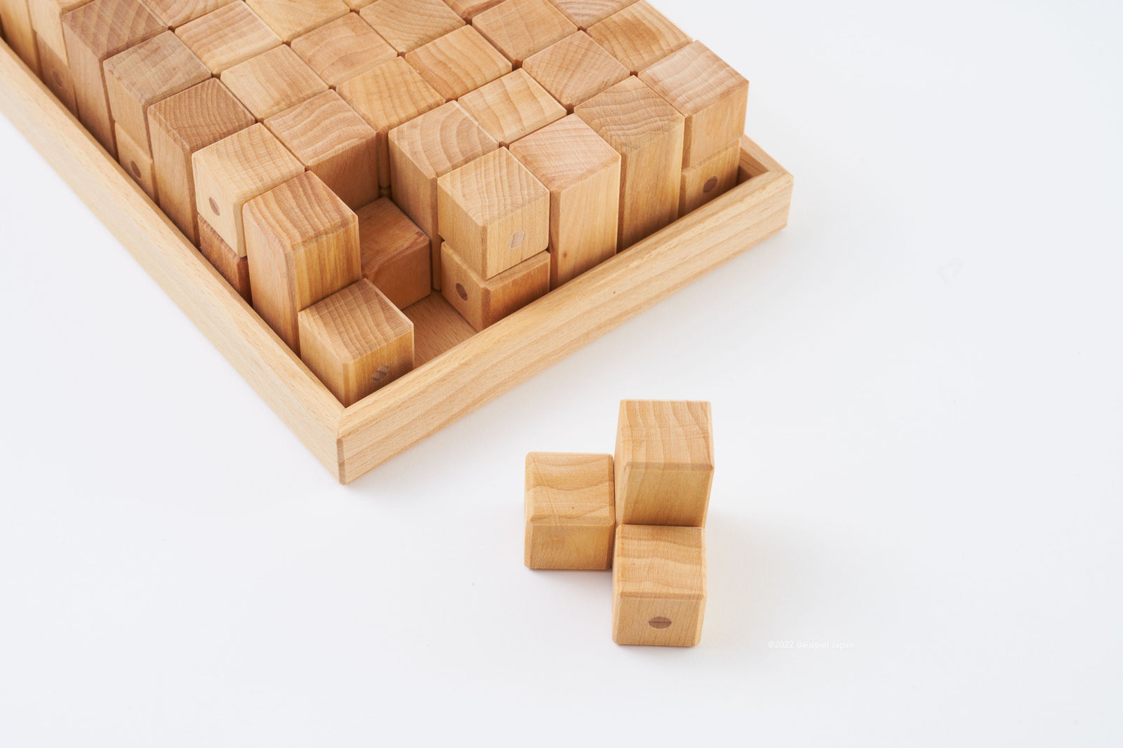 BAU-166N：コーナーブロックナチュラル24PCS【Bauspiel Japan】